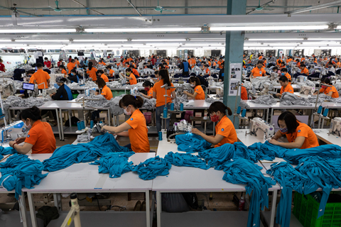 從越南紡織業崛起看中國產業外遷 挑戰、機遇與轉型之路